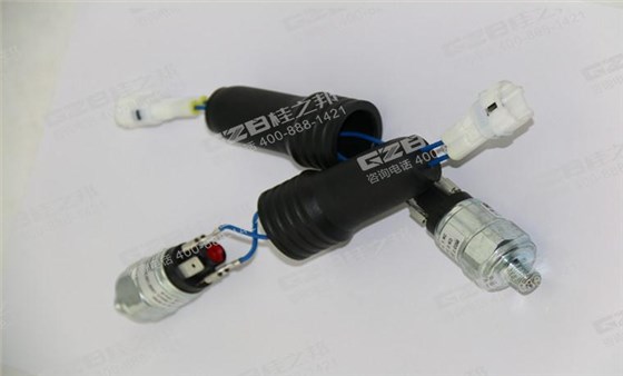 力士德挖掘機(jī)壓力開關(guān)