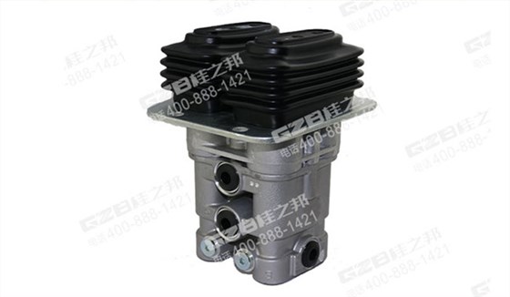 三一挖掘機(jī)行走腳踏閥