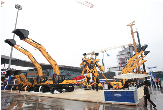 雷沃FR460E挖掘機(jī)