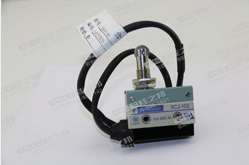 原裝龍工挖掘機(jī)配件限位開關(guān)XCJ-102(10A/250V)，龍工挖掘機(jī)配件，配件批發(fā)供應(yīng)