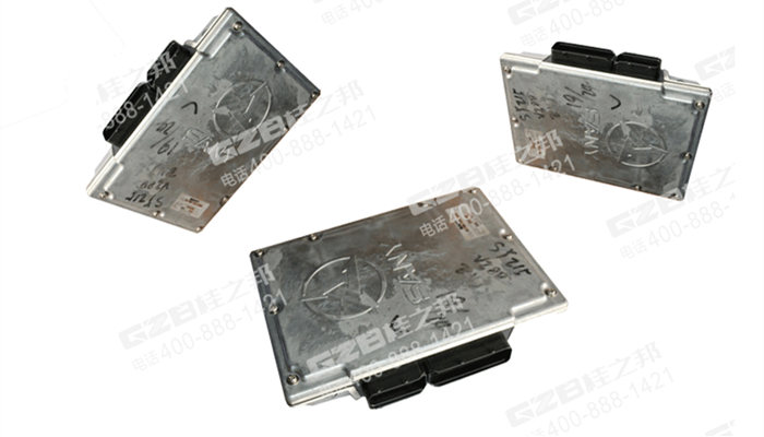 三一挖掘機(jī)控制器插頭