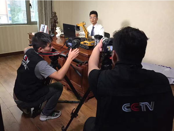 挖掘機(jī)配件-桂之邦