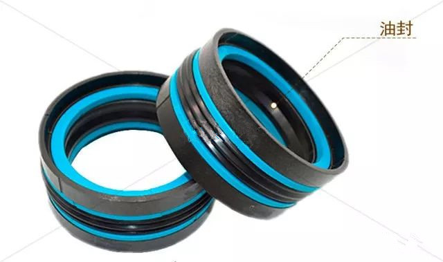 挖掘機(jī)掉臂