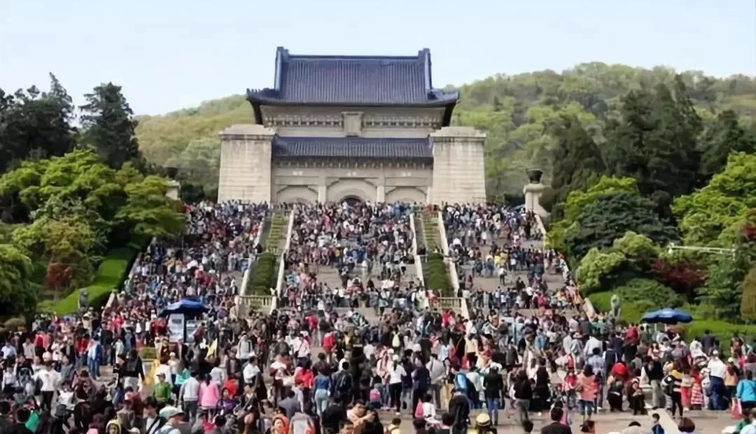 國慶嗨起來！你選擇路上還是床上？