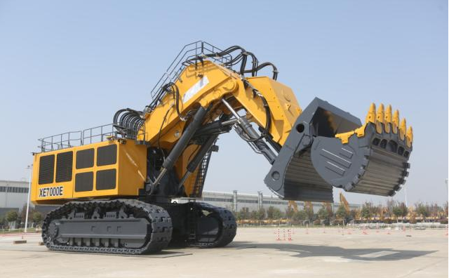 徐工大噸位挖掘機(jī)